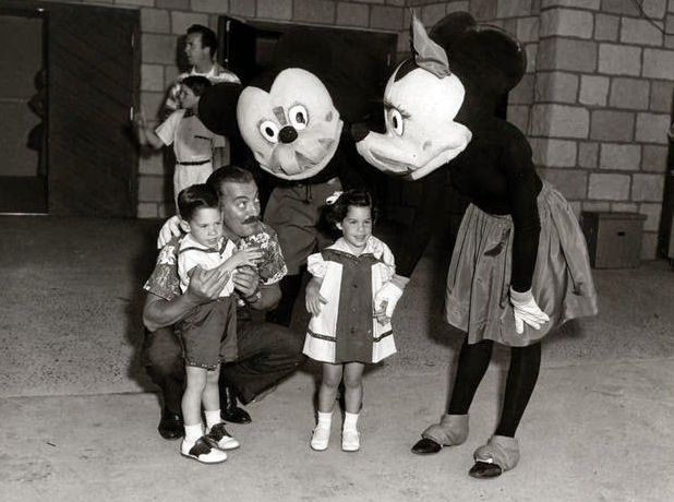 Illustration de l'article : 24 completely freaky mascots from the past!