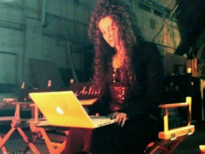 Illustration de l'article : Which of these 35 funny shots from the filming of Harry Potter are the funniest?