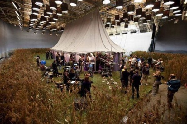 Illustration de l'article : Which of these 35 funny shots from the filming of Harry Potter are the funniest?
