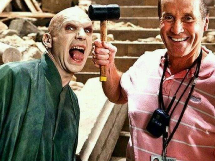 Illustration de l'article : Which of these 35 funny shots from the filming of Harry Potter are the funniest?