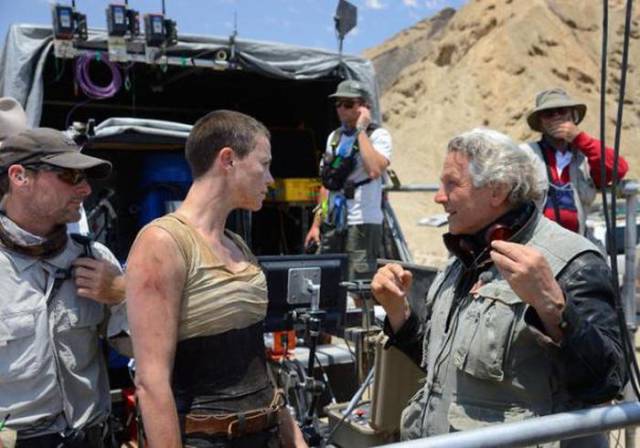 Illustration de l'article : 24 amazing photos taken on set of some hit movies
