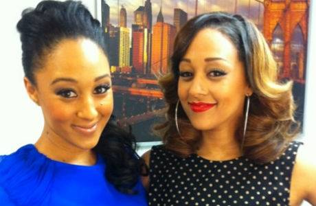 Illustration de l'article : 12 photos that show Tia and Tamera from the TV show &ldquo;Sister, Sister&rdquo; have changed a lot!