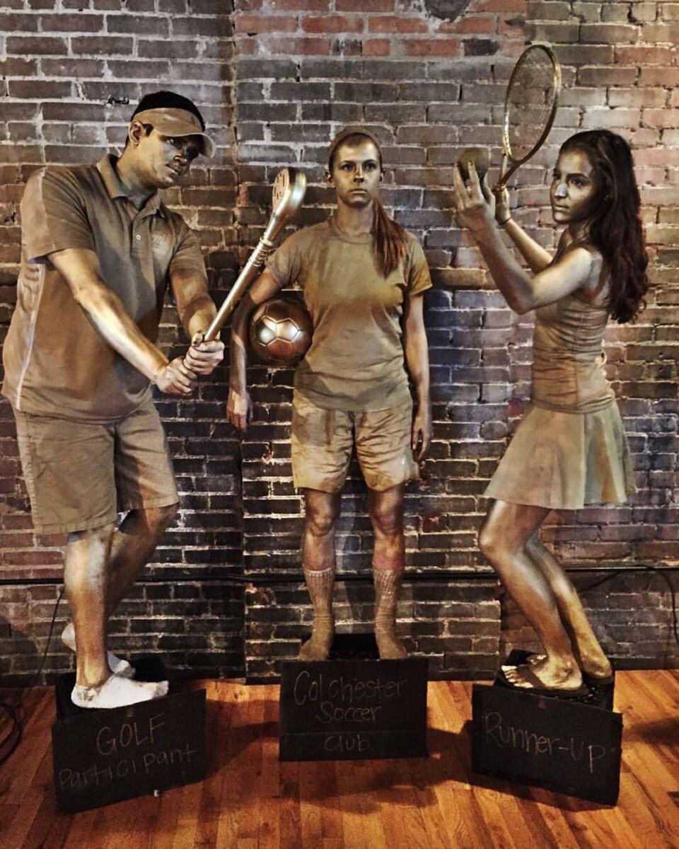 Illustration de l'article : 15 of the best costume ideas to do with your friends!