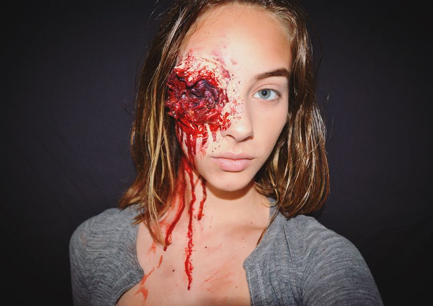 Illustration de l'article : This 15-year-old girl creates amazing makeup