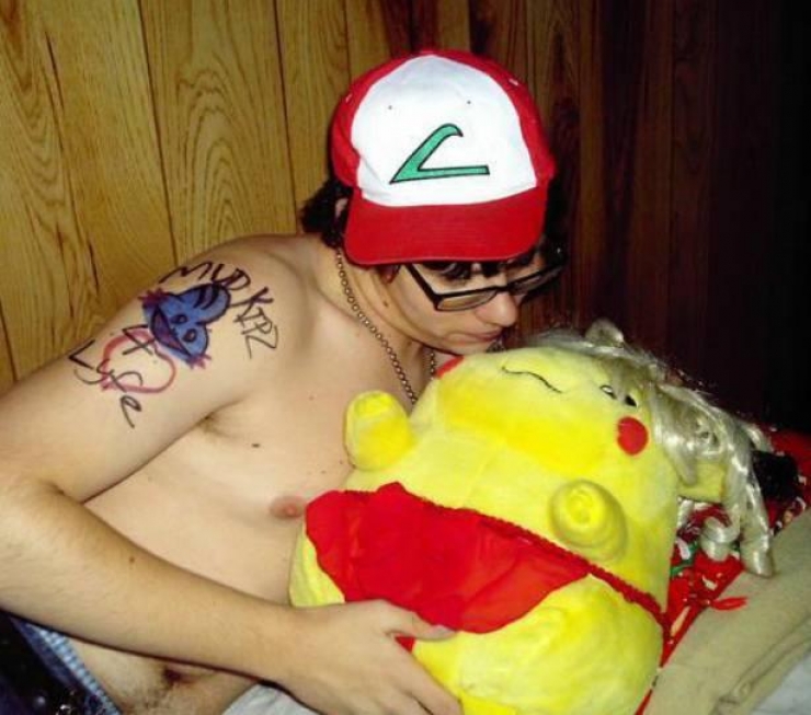 Illustration de l'article : The 24 weirdest Pokémon fans in photos!