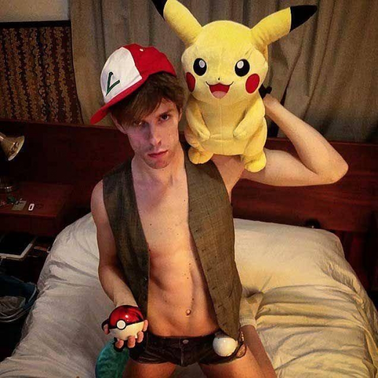 Illustration de l'article : The 24 weirdest Pokémon fans in photos!