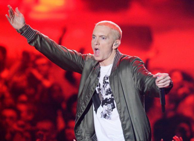 Illustration de l'article : The TOP 25 stars who look a lot younger than their age!