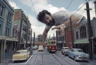 Illustration de l'article : 24 famous movie scenes that were filmed using realistic miniature models!