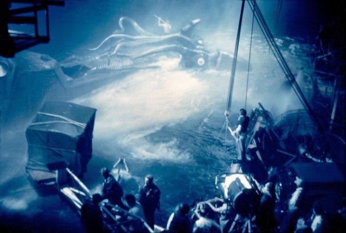 Illustration de l'article : 32 historic photos of movie scenes you've never seen before!