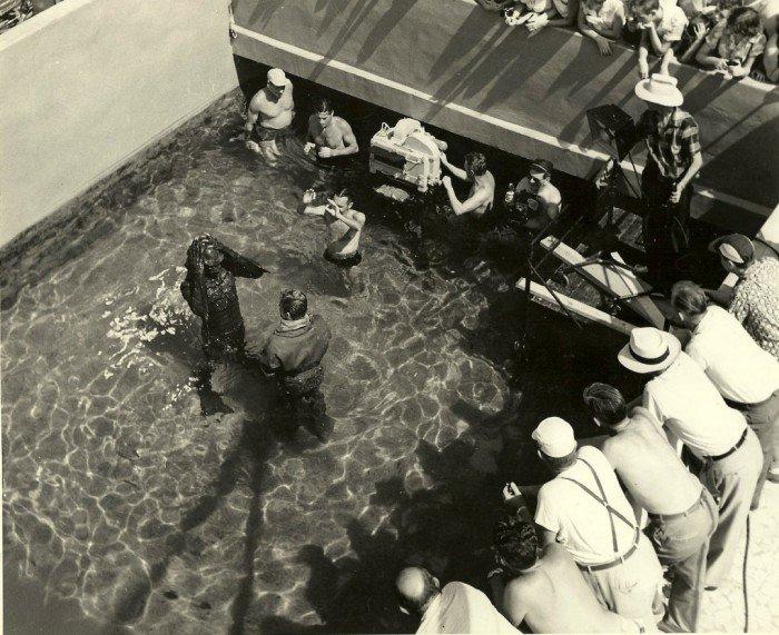 Illustration de l'article : 32 historic photos of movie scenes you've never seen before!