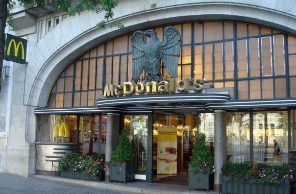 Illustration de l'article : The 20 most beautiful McDonald’s in the world!