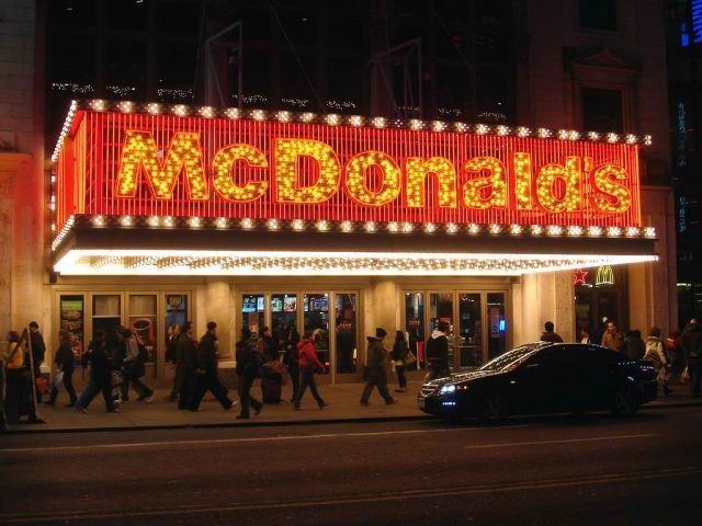 Illustration de l'article : The 20 most beautiful McDonald’s in the world!