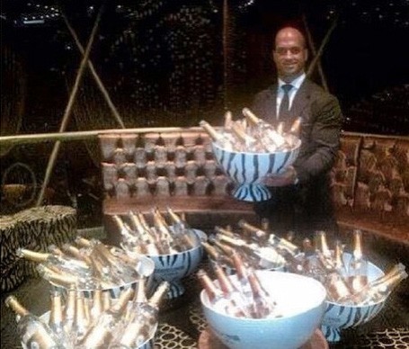 Illustration de l'article : Among these 29 pictures of rich kids posting their fortunes on Instagram, which is the worst?