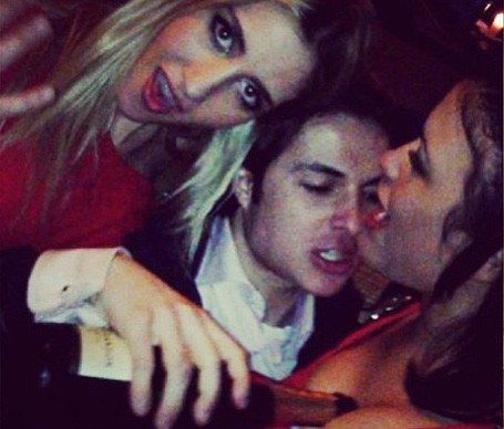 Illustration de l'article : Among these 29 pictures of rich kids posting their fortunes on Instagram, which is the worst?