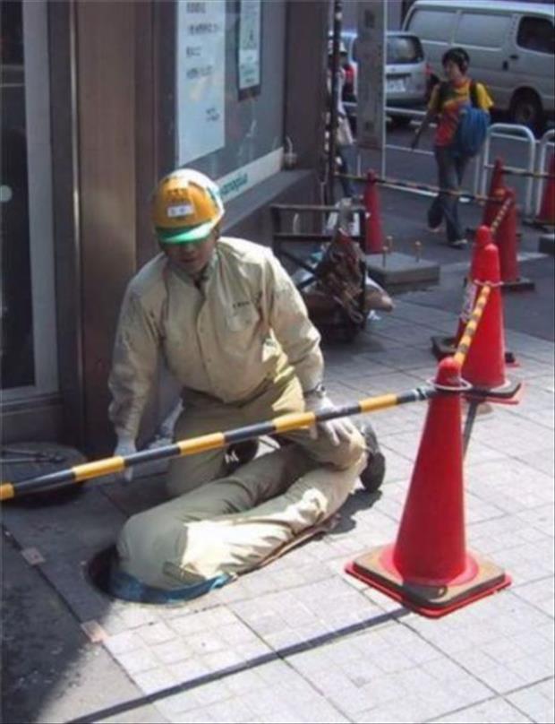 Illustration de l'article : Of these 18 people, who has a job that is much worse than yours?