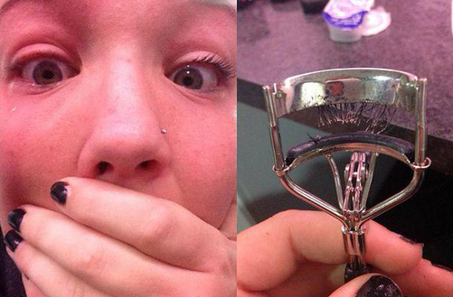 Illustration de l'article : 16 photos of people who have abused makeup!