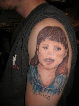 Illustration de l'article : Top 37 portrait tattoos that were total fails