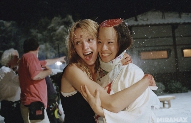 Illustration de l'article : These 40 behind-the-scenes shots of actors will change the way you watch these movies