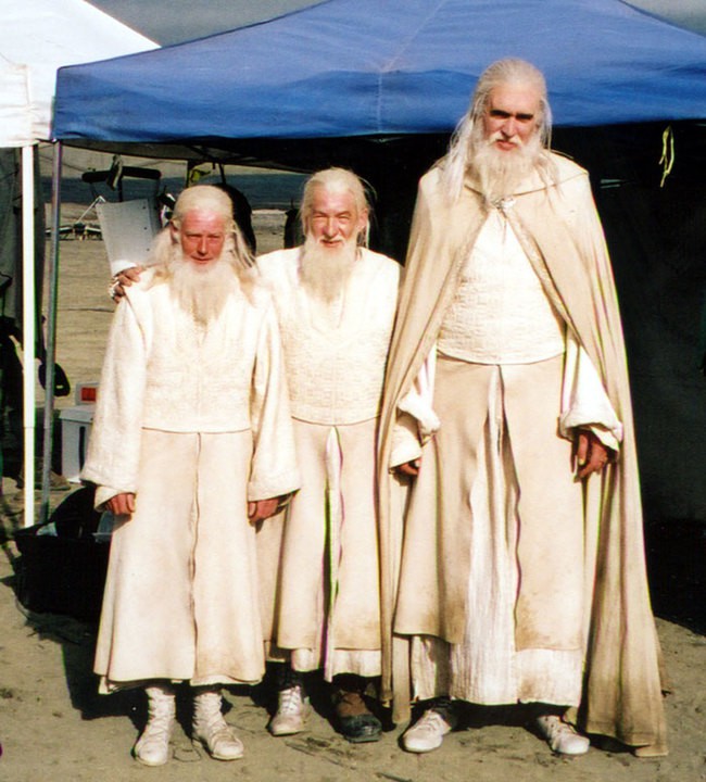Illustration de l'article : These 40 behind-the-scenes shots of actors will change the way you watch these movies