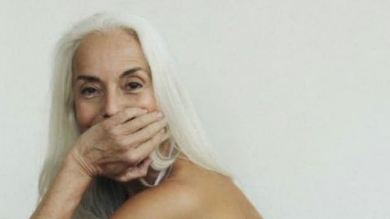 At Age 60 This Woman Shows Us That There S No Age Limit For Being A Seductive Model