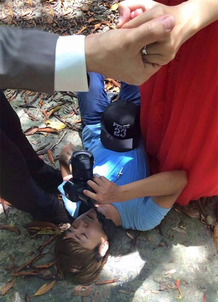 Illustration de l'article : 30 completely crazy wedding photographers! Which ones are the funniest?