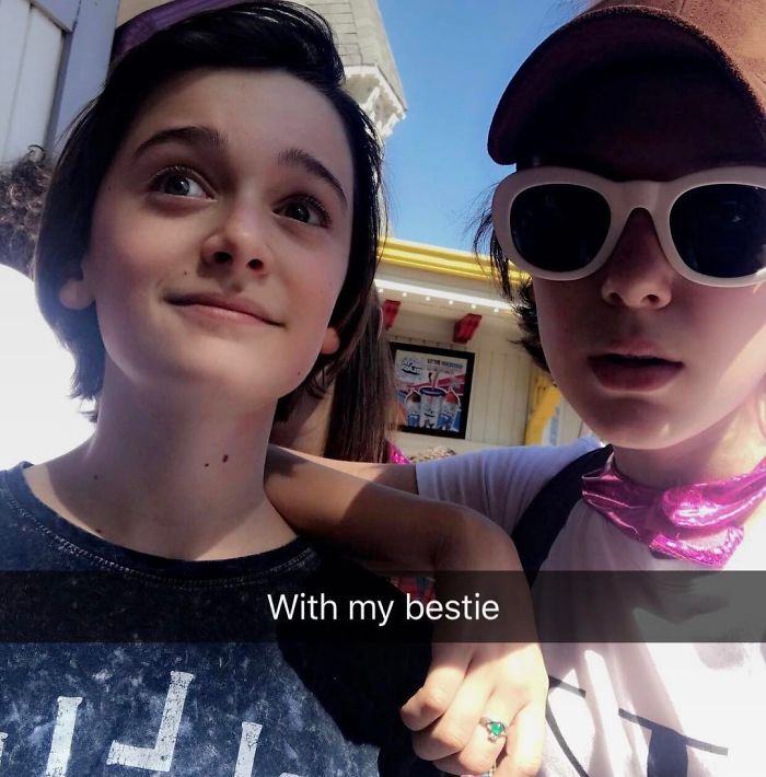 Illustration de l'article : 20 adorable photos of the Stranger Things cast hanging out together