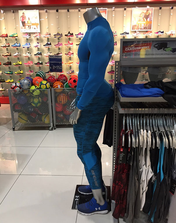 Illustration de l'article : 30 store mannequins that take window dressing to another level