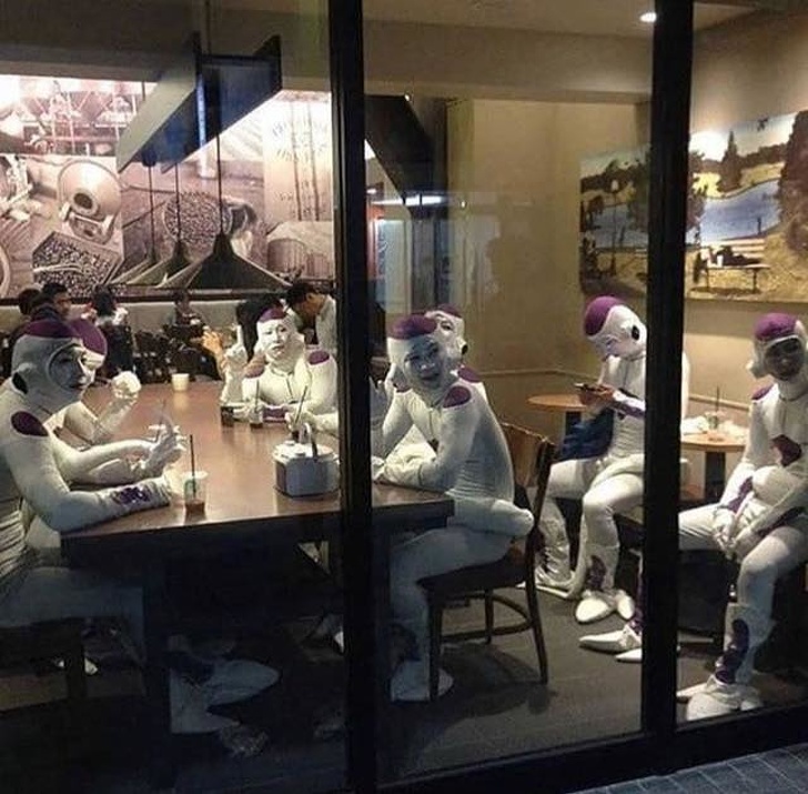 Illustration de l'article : 18 people who stood out from the crowd for a variety of reasons