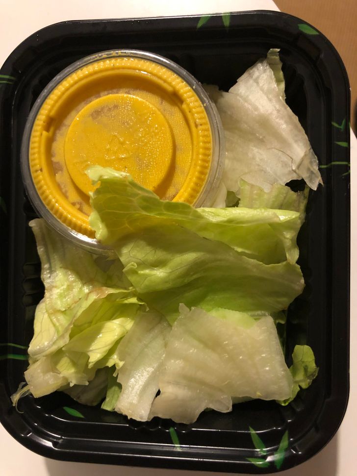 Illustration de l'article : 20 people who need to learn the meaning of good manners