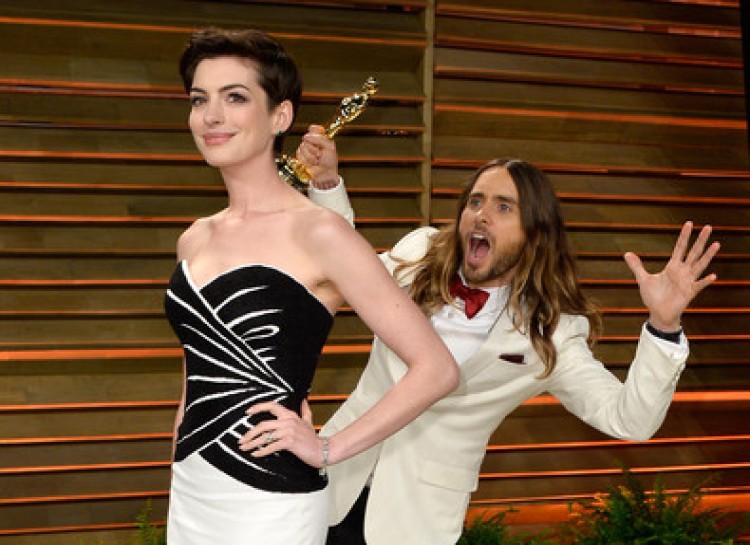 Illustration de l'article : The 21 best celebrity photobombs
