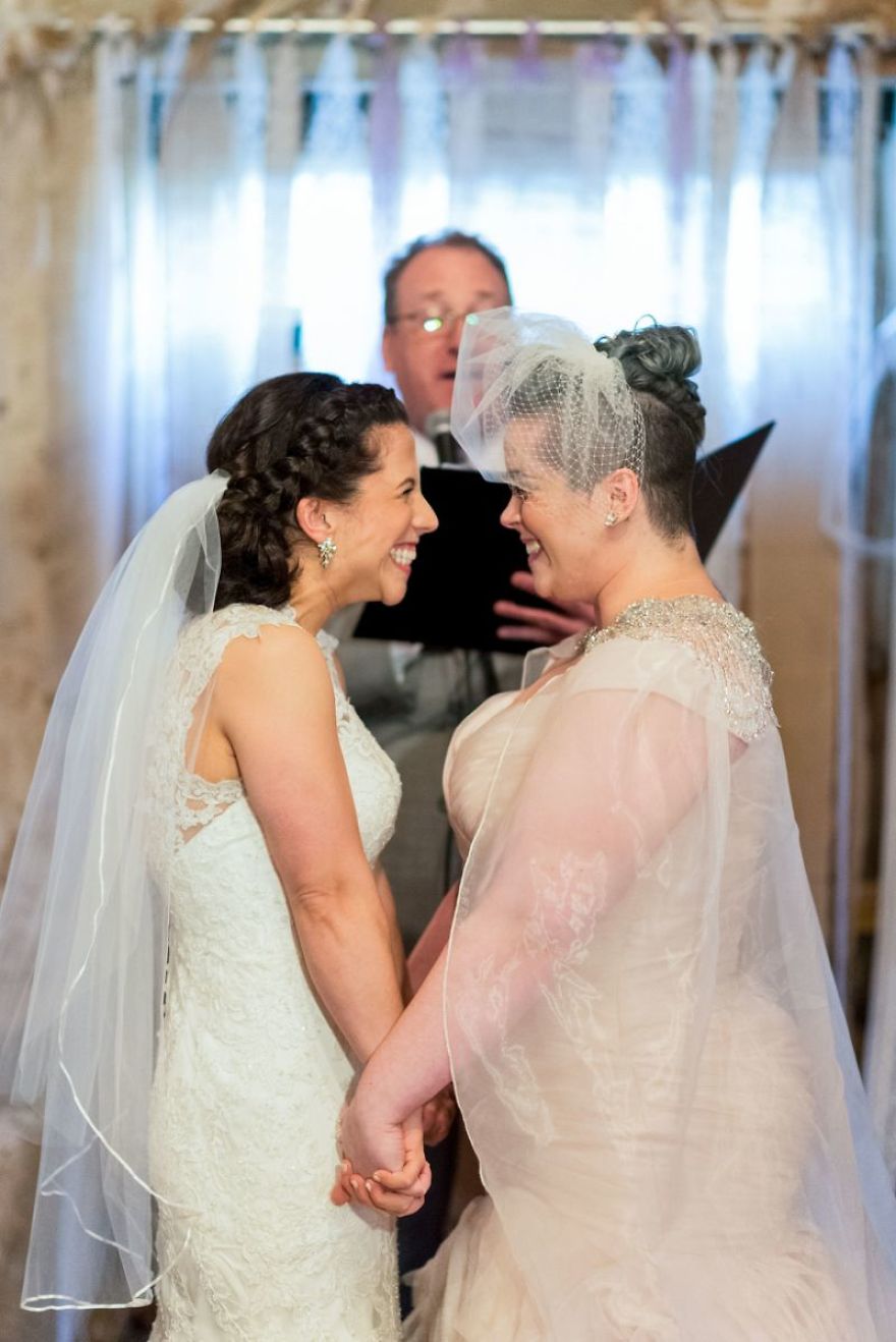 Illustration de l'article : Love has no boundaries, and these 120 gay wedding photos just make you want to love each other!