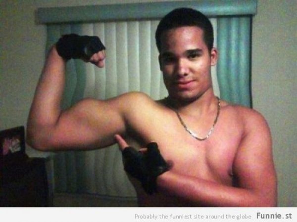 Illustration de l'article : 29 people who've Photoshopped their selfies with hilarious results