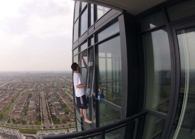 Illustration de l'article : 22 photos that show why women live longer than men