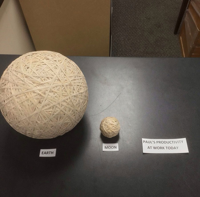 Illustration de l'article : 10 photos by bored employees who decided to liven up their day