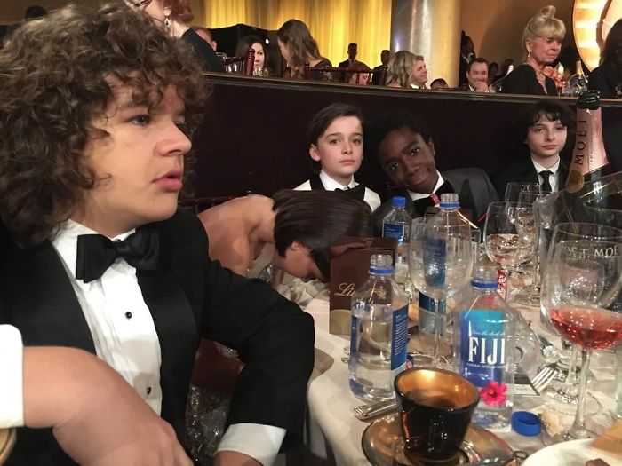 Illustration de l'article : 20 adorable photos of the Stranger Things cast hanging out together