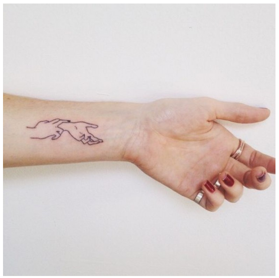 Illustration de l'article : 15 very original ideas for hand tattoos!