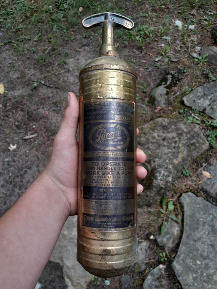 Illustration de l'article : 18 objects from the past that would bewilder today’s kids