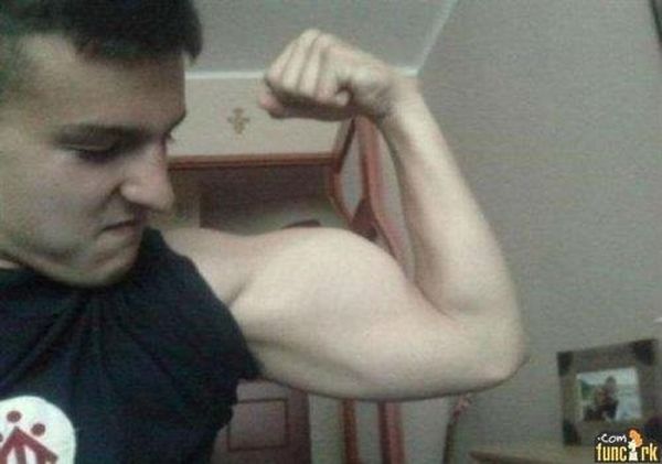 Illustration de l'article : 29 people who've Photoshopped their selfies with hilarious results