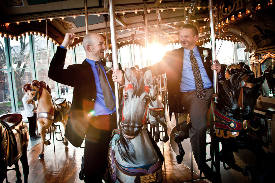 Illustration de l'article : Love has no boundaries, and these 120 gay wedding photos just make you want to love each other!