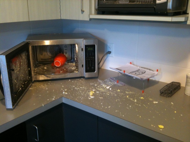 Illustration de l'article : 15 tips found online that are actually a one-way-ticket to disaster