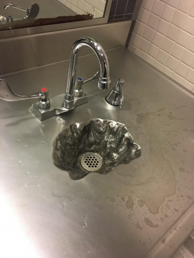 Illustration de l'article : 33 designers who should really think about a career change