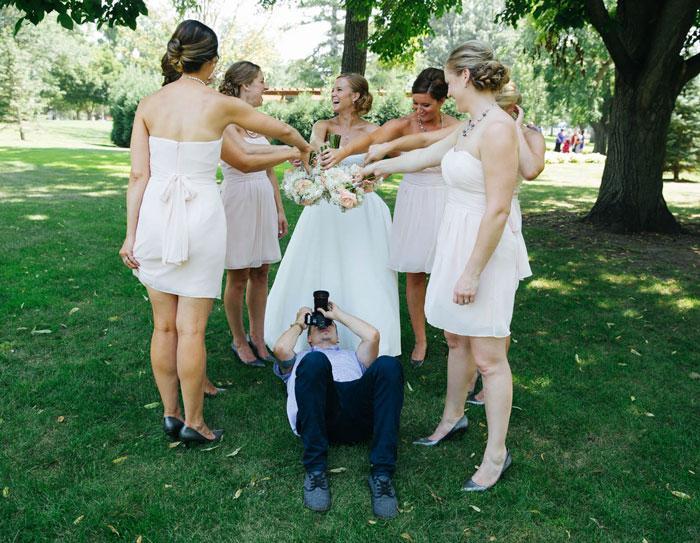 Illustration de l'article : 30 completely crazy wedding photographers! Which ones are the funniest?