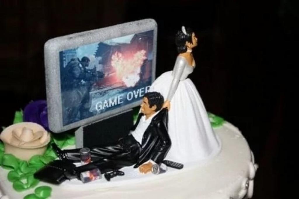 Illustration de l'article : The 20 most horrific wedding cakes ever! Pastry chefs, are you jealous?