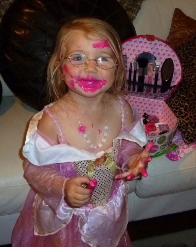 Illustration de l'article : 18 laugh-out-loud photos of kids caught in the act