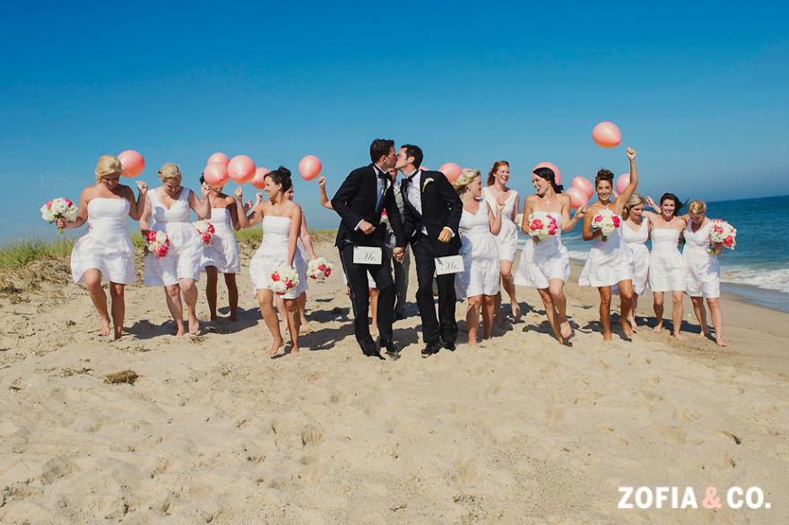 Illustration de l'article : Love has no boundaries, and these 120 gay wedding photos just make you want to love each other!