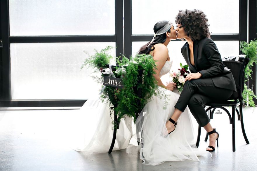 Illustration de l'article : Love has no boundaries, and these 120 gay wedding photos just make you want to love each other!