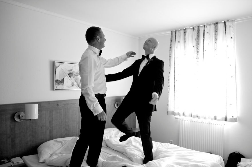 Illustration de l'article : Love has no boundaries, and these 120 gay wedding photos just make you want to love each other!