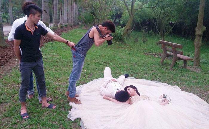 Illustration de l'article : 30 completely crazy wedding photographers! Which ones are the funniest?