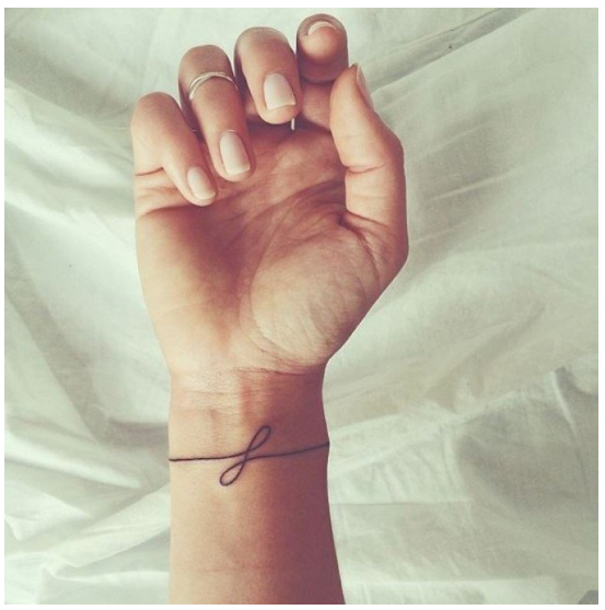 Illustration de l'article : 15 very original ideas for hand tattoos!