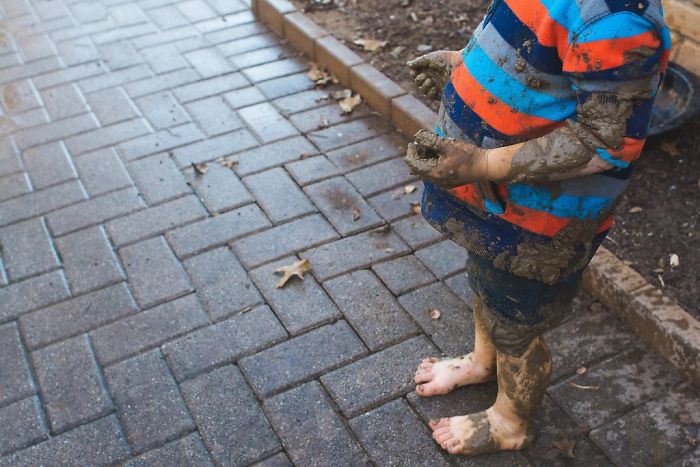 Illustration de l'article : 20 photos that show what it's like to be a mom to 3 sons